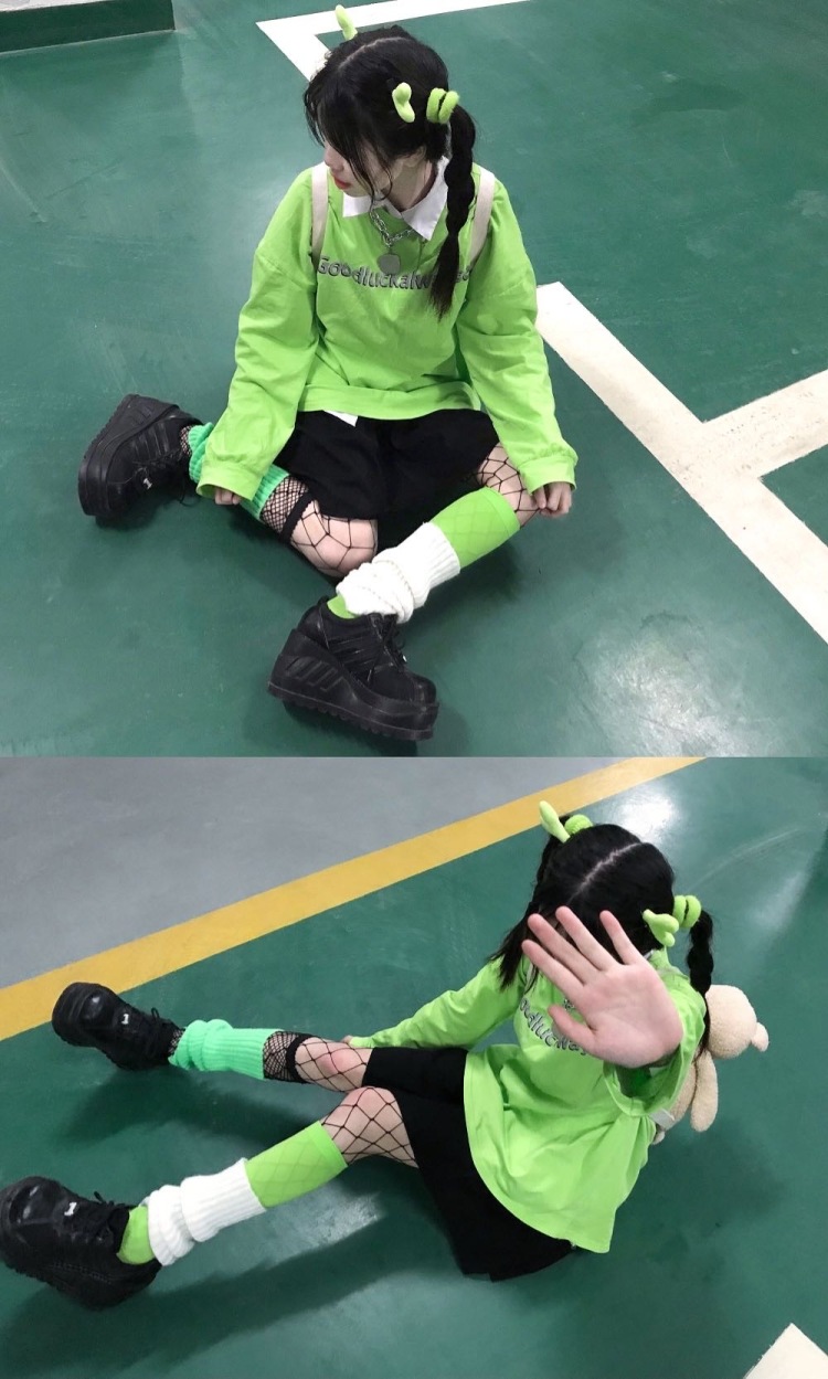 川上景甜-江西省·南昌市·东湖区--身高:160
体重:82
抖音粉丝3千多,喜欢拍一些小众的风格。
jk,洛丽塔,性感,便装都可以
会p图调色