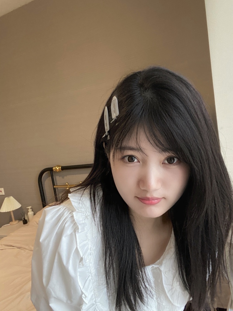 vv-上海市·上海市·浦东新区--上海 身高162 体重92
接寄拍各种
会p图 风格不限