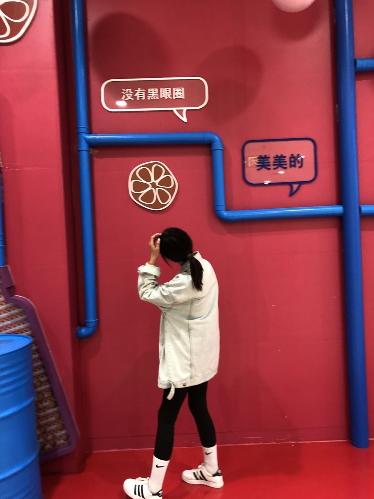 有幸王悦姿-河北省·邯郸市·丛台区-快手-职业是一名美容师平时喜欢拍照去打卡地方身高157体重80可以找我合作什么都可以谢谢