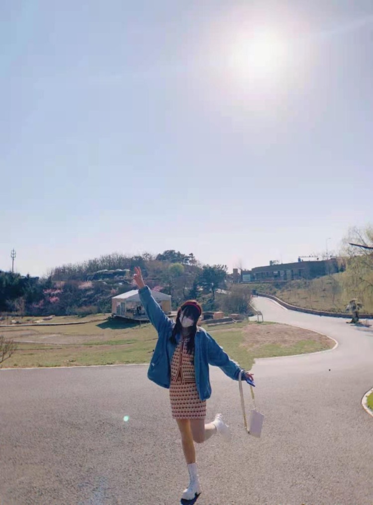 北方的孤狼-广东省·广州市·番禺区--微胖东北辣妹!
艺名:猪蹄
年龄:23
身高:170cm
体重:65kg
坐标:广州
全平台寄拍送拍 wb ***推广 性格好态度好 双方共赢好合作 会拍照会p图会剪视频