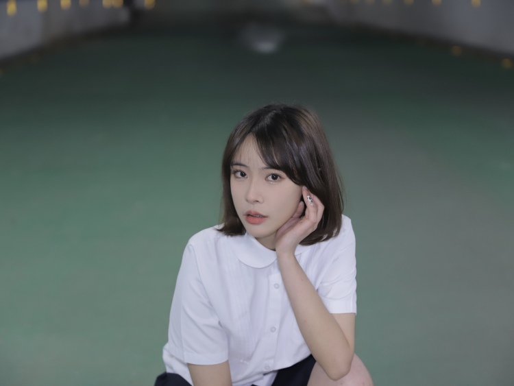 NEHC--北京市·北京市·丰台区-抖音|微博|***-一名北京在校大学生,身高168体重108梨形微胖身材 性格随和有些慢热 喜欢拍照 分享日常 种草等可约拍(只接日系风 日杂风 情绪风 胶片类的约拍)可互勉 接寄拍 可当发模 瞳模 如果有别的类型的模特