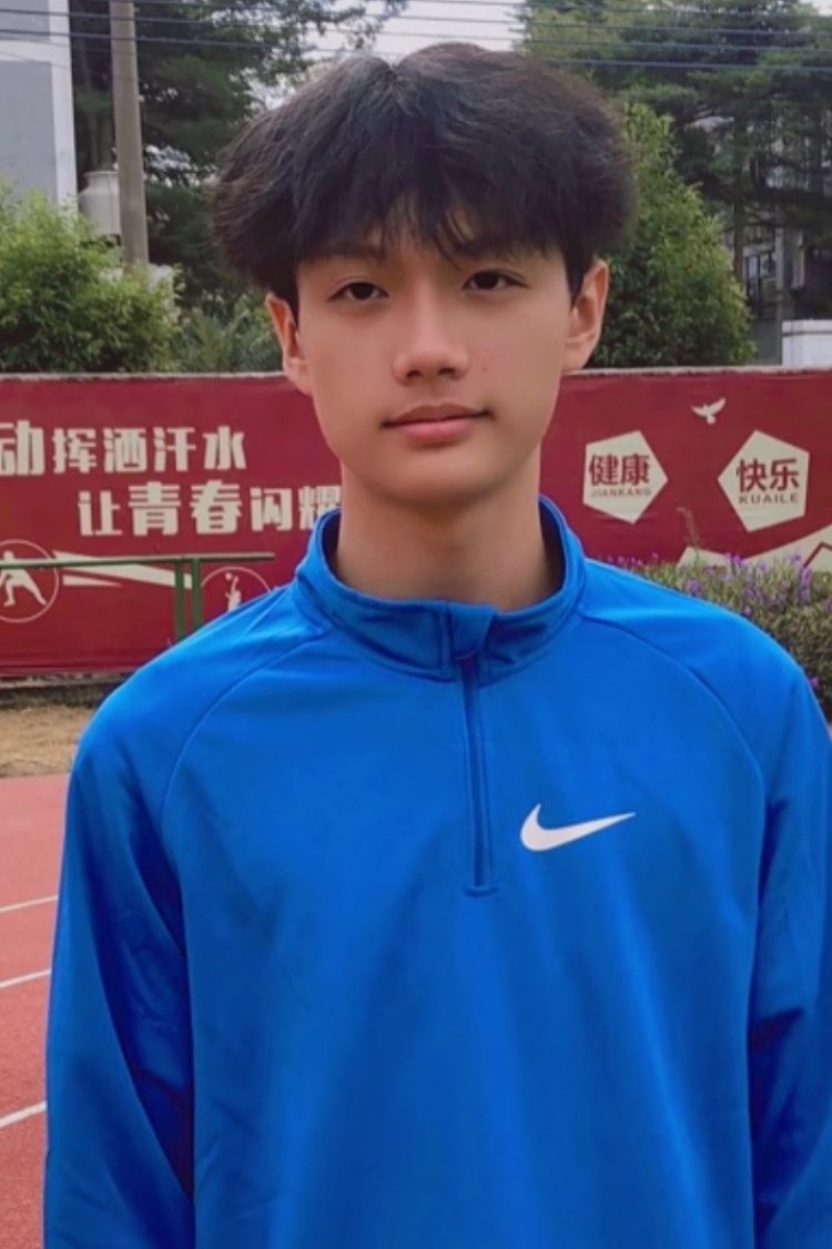 face paper💸-广东省·东莞市·黄江镇-抖音、快手-年龄18  身高174  体重108 在校学生
短视频创作、接买家秀、寄拍
