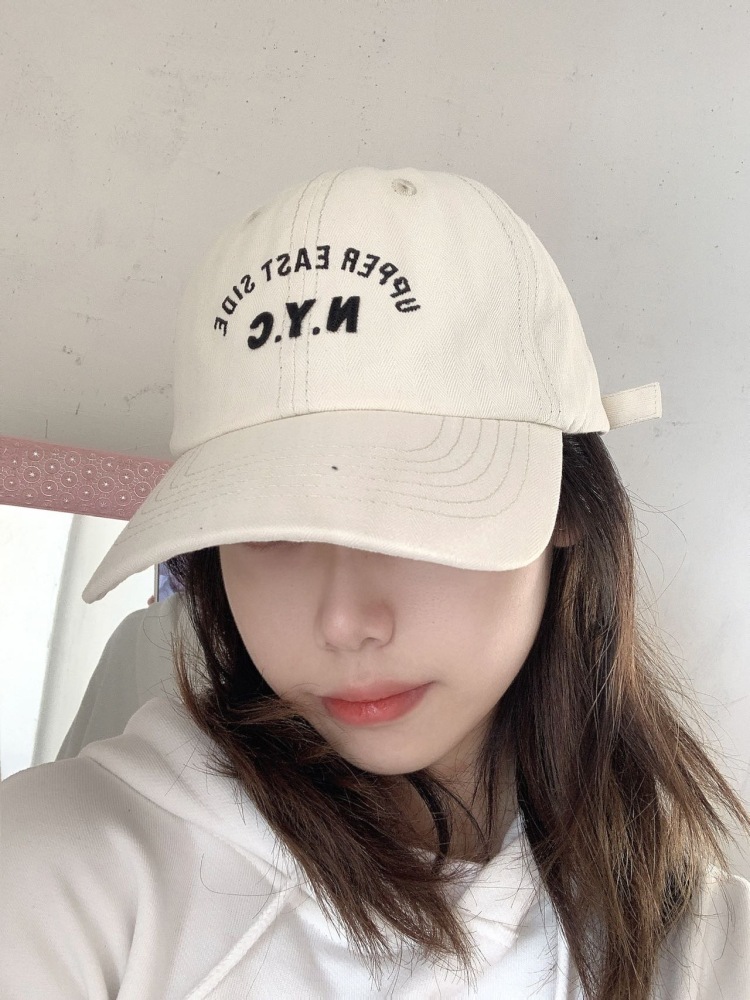 卡哇伊啵啵子~-江苏省·泰州市·兴化市--本人身高170 体重46kg。长相不错。
长相好看 也会p图,手也好看。
可以接网拍寄拍送拍,擅长接帽子围巾美甲项链首饰等
可凑近拍照或者半身拍照的单子。
因为全身图 需要摆姿势暂时没有尝试过。
出图