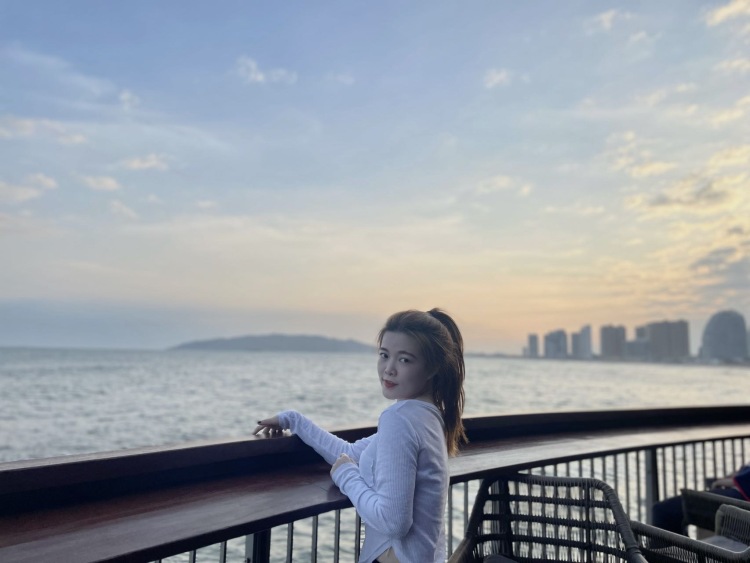 JIA MIN-广东省·广州市·天河区-抖音 快手 *** -会跳舞🕺喜欢服装穿搭,可拍首饰、包包、化妆品、护肤品,有需要寄拍的商家欢迎来找我哦!