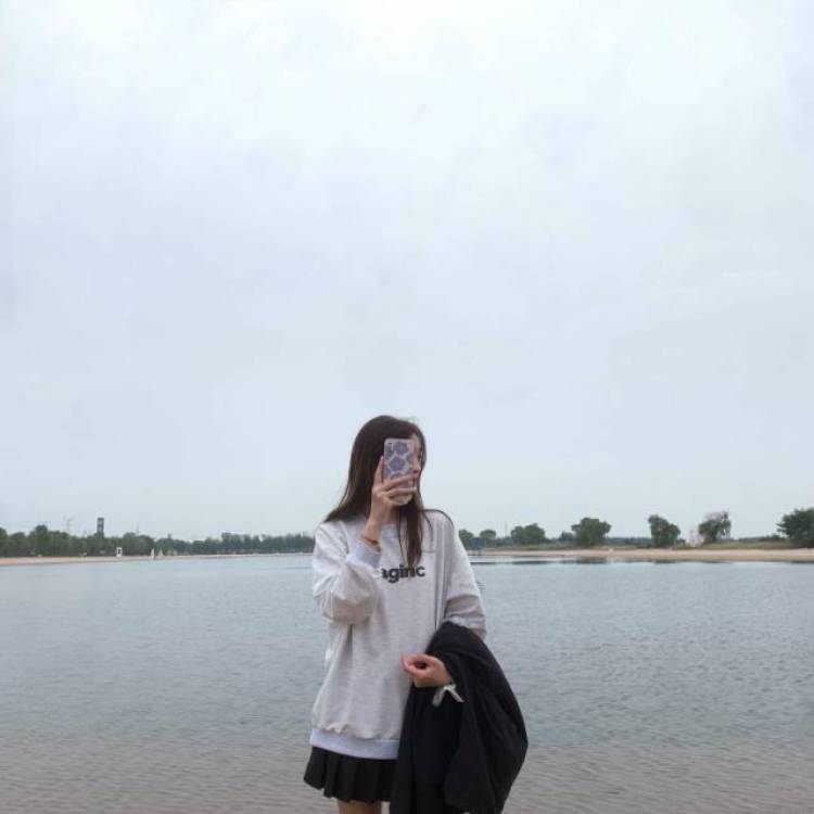 Zғᴏʀɪᴋ  G.-河北省·石家庄市·鹿泉区--接寄拍 喜欢拍照 任何平台都可 身高165 体重95 任何风格都可以  服饰 包包 鞋子等都可～