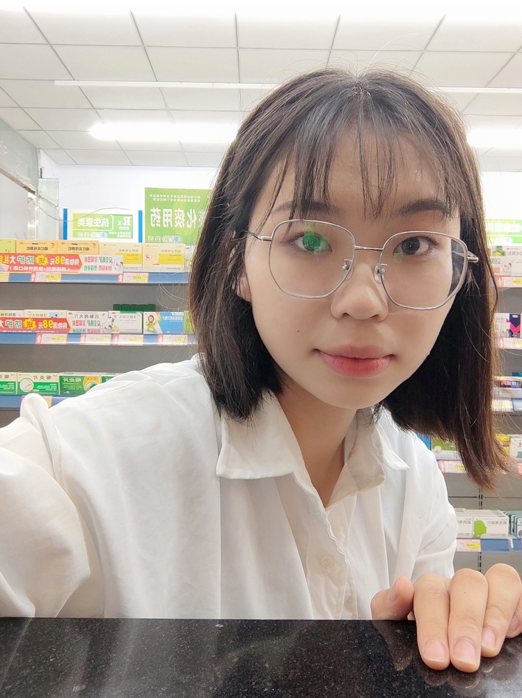 萌哒哒的哒-河南省·南阳市·宛城区-***-带着梦想去多挣钱多看世界,世界这么大我想去看看,希望大家都过得开心。