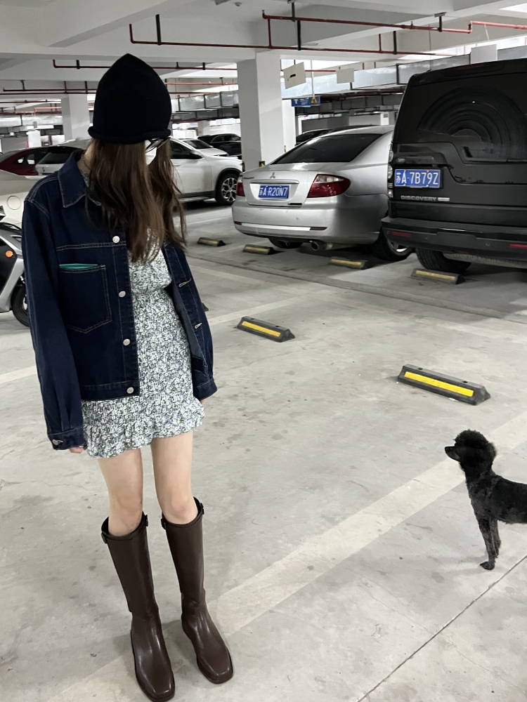 良民桃心。-江苏省·南京市·高淳区--接买家秀,擅长拍照修图,身高164体重46,偏瘦,平时会接一些验货单
