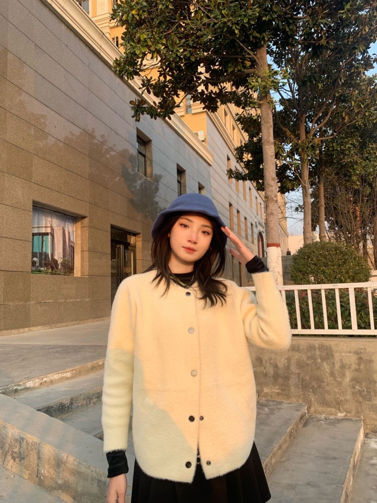 布谷鸟🌀-河南省·郑州市·新郑市-抖音 *** -接买家秀 详情页 的寄拍 价格可以商议 衣服质量要中等偏上 之前拍过很多 期待合作