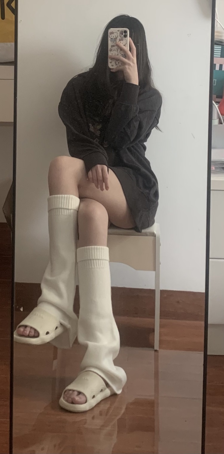 抱-福建省·泉州市·晋江市-***-素人接单 可以尝试各种风格的衣服 jk lolita 纯御风 纯欲风 中性 （接探店）
身高168
体重48kg
需要的友友们可以私