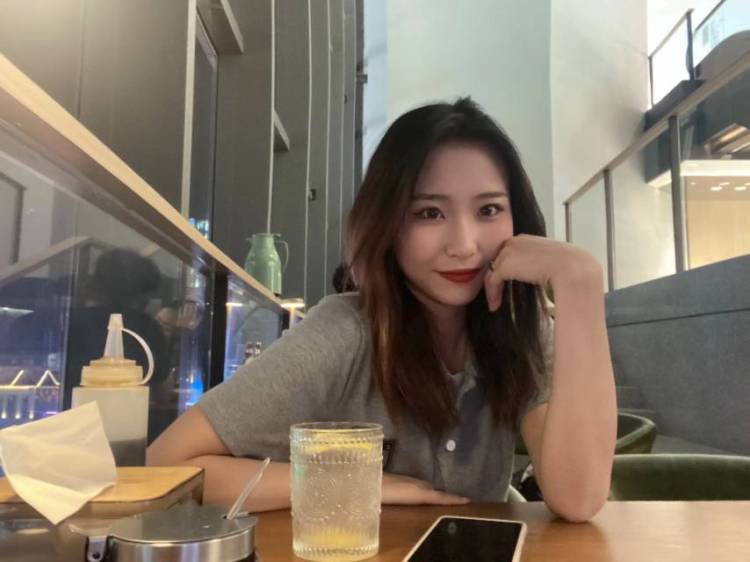 仙女不讲李🦄-河北省·沧州市·新华区--对任何东西都可以自由发挥,擅长沟通能力,有很好的语言组织能力,希望商家可以瞧一瞧,看一看