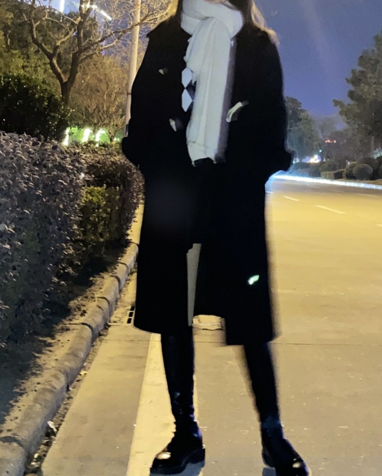 L.-河南省·信阳市·固始县--素人接寄拍,买家秀,首饰,化妆品,淘宝 网拍。五官端正,会化妆,拍照修图都可。自由职业,时间自由。
年龄:22
身高:160cm
体重:48Kg