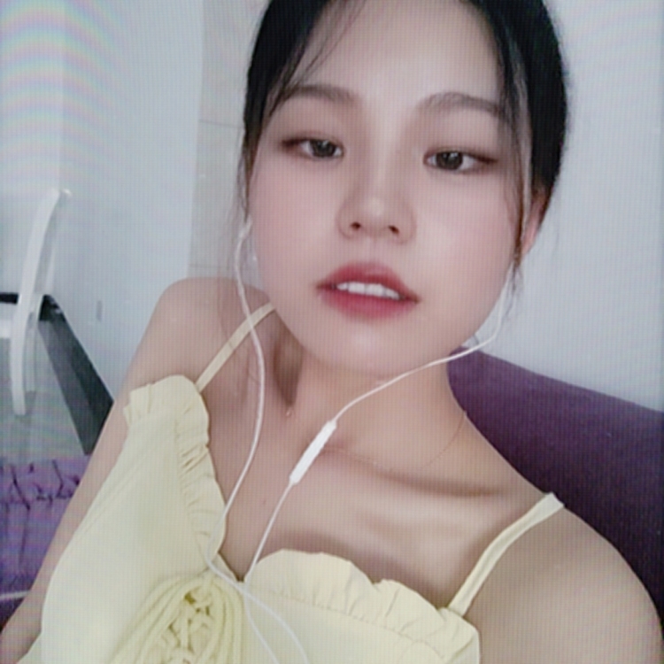 zyl-贵州省·贵阳市·观山湖区--我目前还是一名在校大学生,年龄21岁身高168体重98可盐可甜,可尝试多种风格。