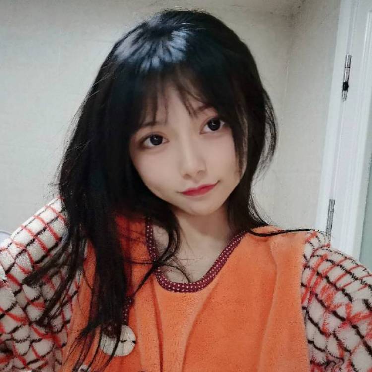 抱龙小白菜-江苏省·徐州市·新沂市--身高163 体重48kg
接搭配向/jk/lolita/汉服/买家秀/种草/软妹/日系
擅长拍摄甜系和lolita搭配类
会修图会化妆
出图快