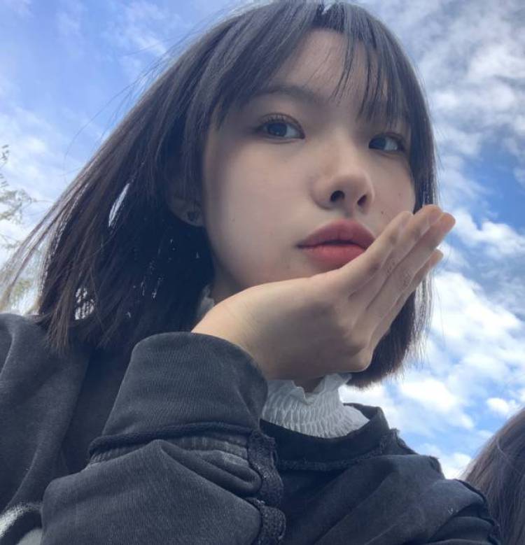 yy-湖南省·湘潭市·湘潭县-快手-身高:167
体重:49
接寄拍(风格不限)，接产品测评
会拍照，可相机拍
快手:Hyl040229
***:855960468