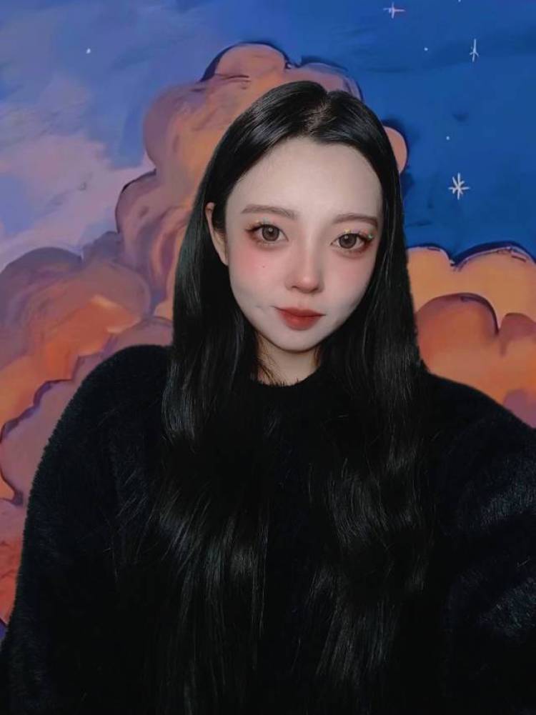 香菜er```Vanessa-浙江省·杭州市·江干区-抖音-服装设计师一名，🉑接设计稿，开箱测评，寄拍
注：身高157，体重48kg，比较上镜【会p图】