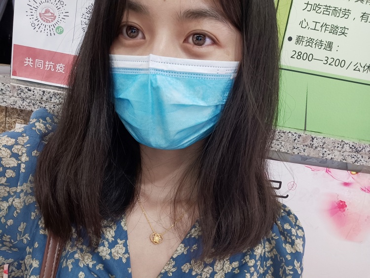 慕  言-河北省·衡水市·景县-抖音微博***-买家秀寄拍  平时喜欢拍照p图 分享日常 希望通过平台赚取一点零花钱