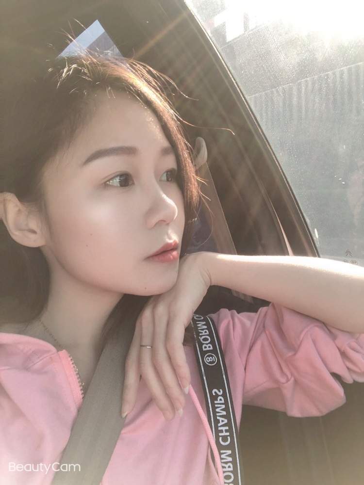 Linda-广东省·东莞市·南城街道--接网拍 寄拍
会拍照技术好会p图
想要的东西买不起所以想接好多单
各种风格都可以驾驭
时间充足出单快