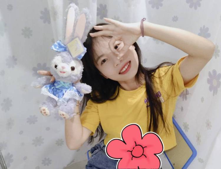 ~Zz~-云南省·昆明市·嵩明县-抖音,***-可接服装美妆买家秀单,爱自拍,爱摄影,穿衣搭配好看,有需要联系