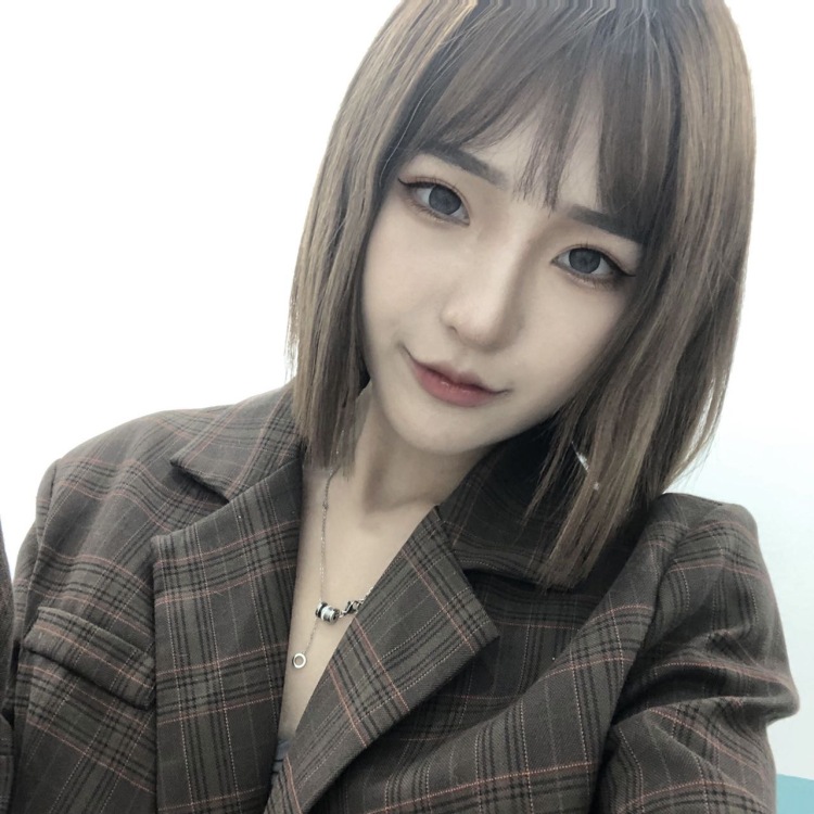 然然💕-浙江省·宁波市·海曙区-抖音快手-19岁自由职业身高158体重84斤喜欢接买家秀送拍还有寄拍也可以长期合作
