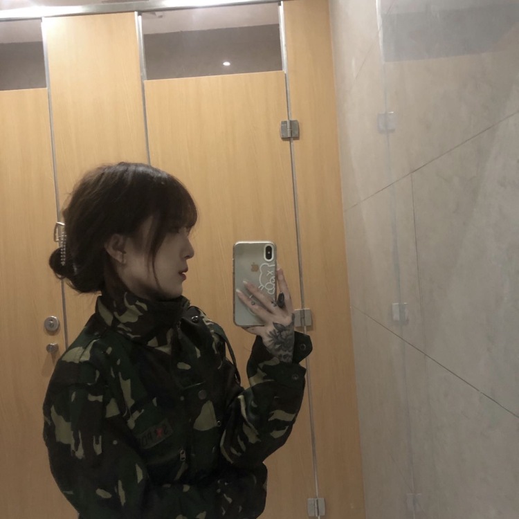 然然💕-浙江省·宁波市·海曙区-抖音快手-19岁自由职业身高158体重84斤喜欢接买家秀送拍还有寄拍也可以长期合作