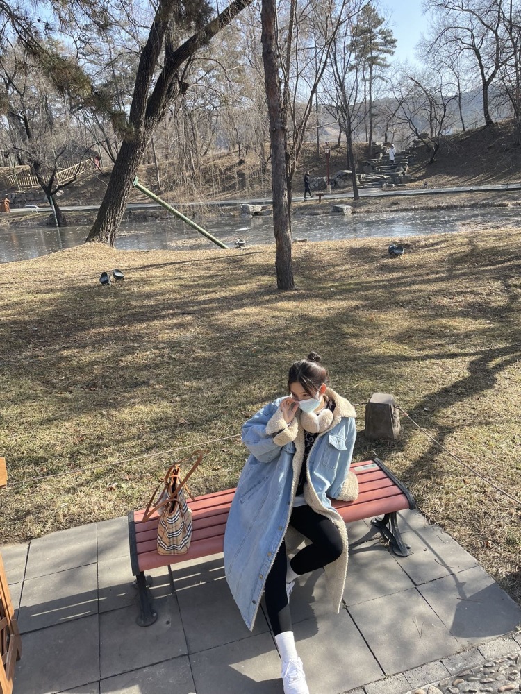 白小桃-河北省·承德市·双滦区--接寄拍 素人 想要入门这个行业 165 96 会拍照 会p图 平常喜欢做服装搭配
什么风格都可以 时间自由