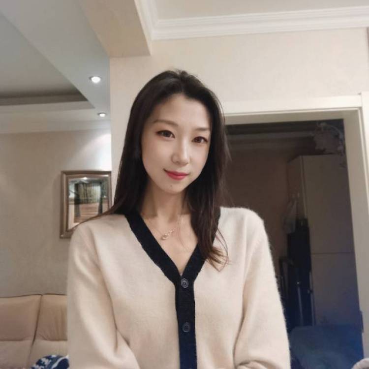 💕 亻九-陕西省·西安市·雁塔区--接寄拍买家秀,平时也喜欢买衣服,拍照,服饰配饰都可接,欢迎各位商家来合作