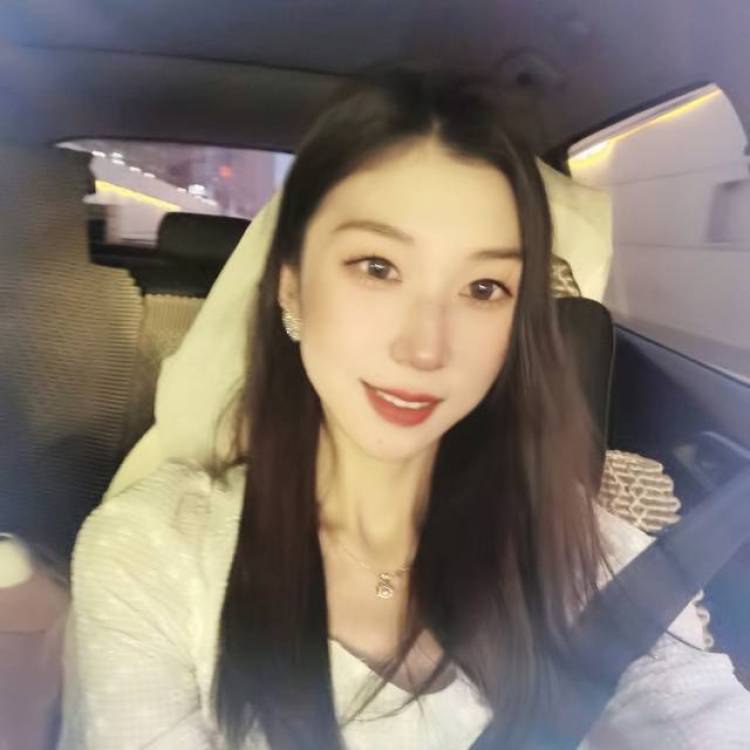 💕 亻九-陕西省·西安市·雁塔区--接寄拍买家秀，平时也喜欢买衣服，拍照，服饰配饰都可接，欢迎各位商家来合作