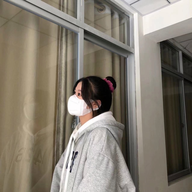 美女爱赖床-福建省·福州市·鼓楼区-抖音-大家好
在校女高中生 04 风格多变 希望可以接到买家秀 寄拍 身高168体重105