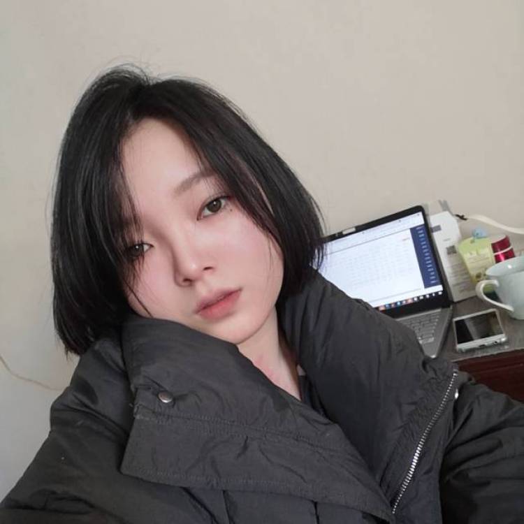 棒槌果子๛-广东省·潮州市·湘桥区-抖音/***-150/42,我想要接寄拍、买家秀、免费试用 可接化妆品、护肤品、衣服、首饰,手模也可!喜欢拍照、可盐可甜哈哈,喜欢中性风做事认真负责。