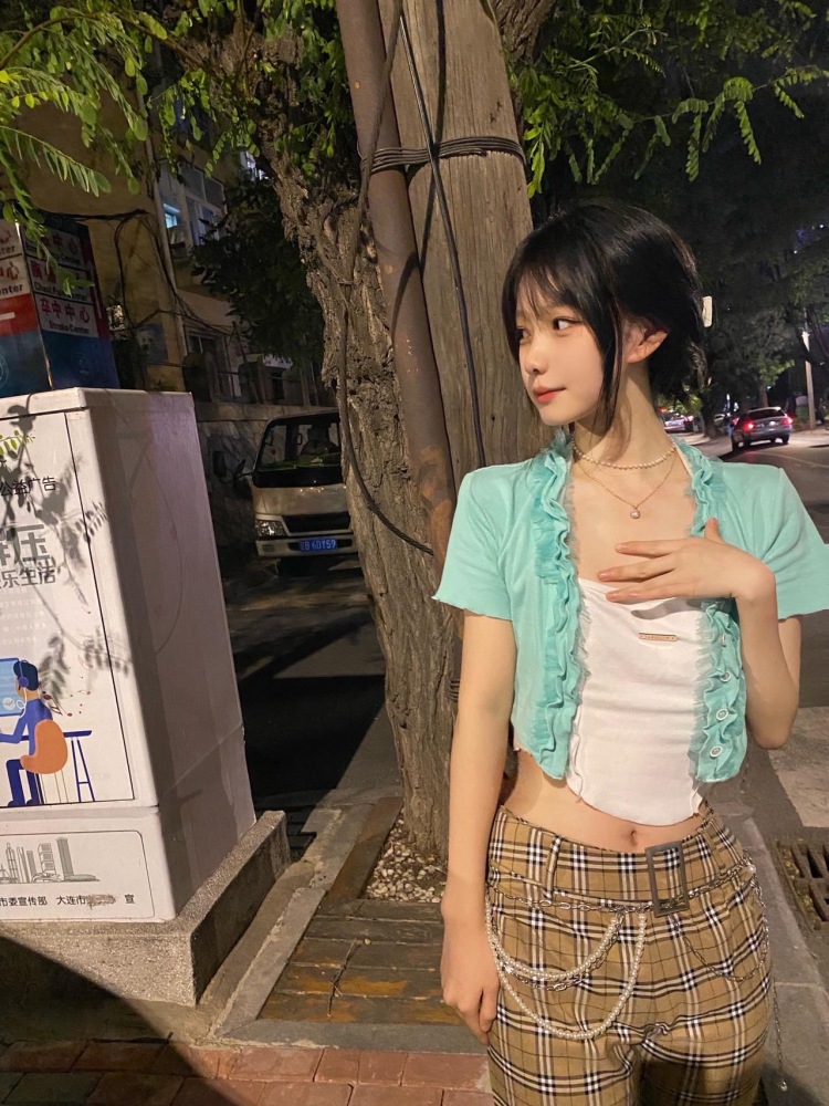 Lin-黑龙江省·七台河市·勃利县-抖音,***-买家秀,免费试用,寄拍模特
身高173体重52
各种风格都可以接拍
出片快,会p图,不矫情