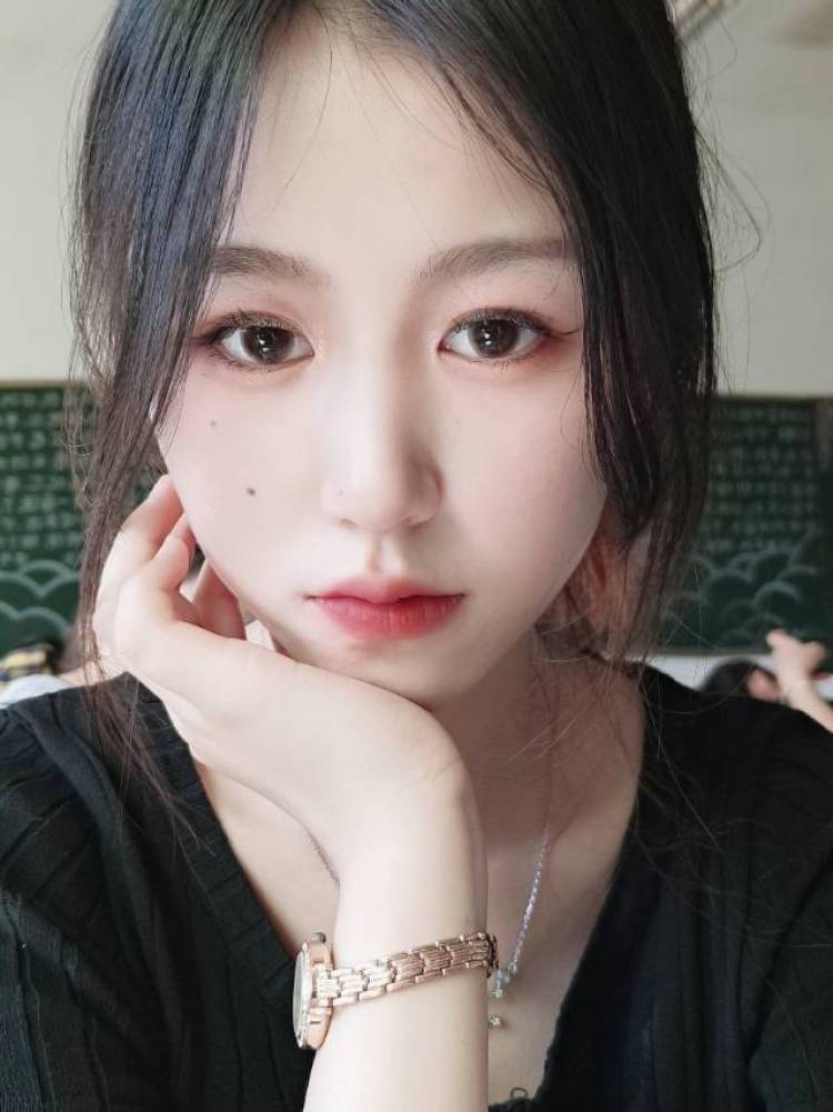 心如止水-陕西省·宝鸡市·金台区-抖音 快手 ***-身高170 体重88斤 可接寄拍送拍等 四坑都可接 表现力强 风格多变 好说话 喜欢cosplay