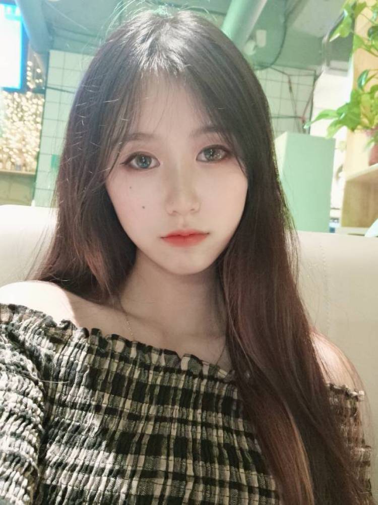 心如止水-陕西省·宝鸡市·金台区-抖音 快手 ***-身高170 体重88斤 可接寄拍送拍等 四坑都可接 表现力强 风格多变 好说话 喜欢cosplay
