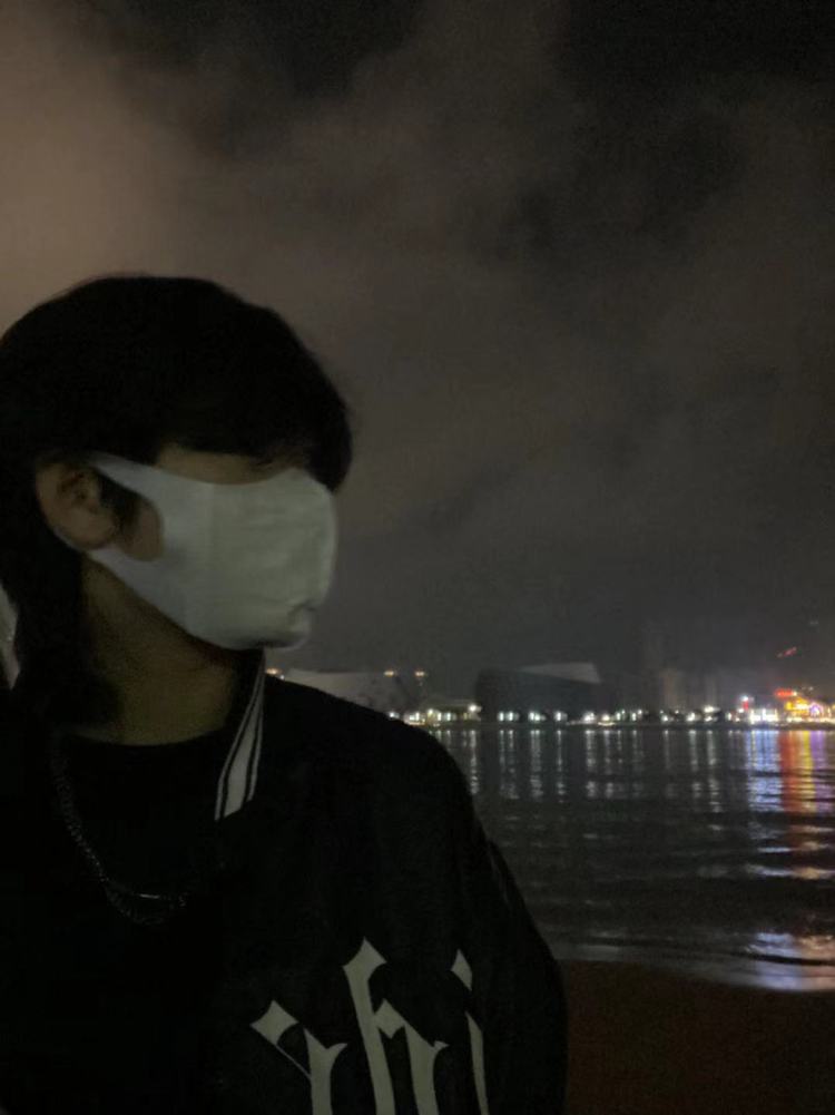 Ohne worte.-山东省·济南市·历下区-抖音 ***-素人模特，学生。
身高178 体重130，接寄拍和短视频。可接校园推广。有短视频和寄拍拍摄经验，能独立完成拍摄及后期。