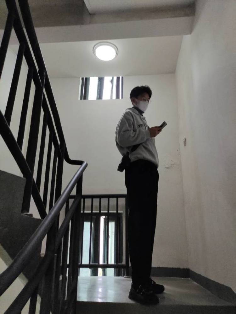 今天你喝鸡汤了吗-河南省·安阳市·文峰区--本人176体重104,素人一枚。
1.可接tbpdd服饰饰品等寄拍照。(男装女装不限)
2.接情侣服饰寄拍,男生高180重140,女175104,(t方男款可穿)
3.男生可接男装服饰等配饰寄拍
模糊