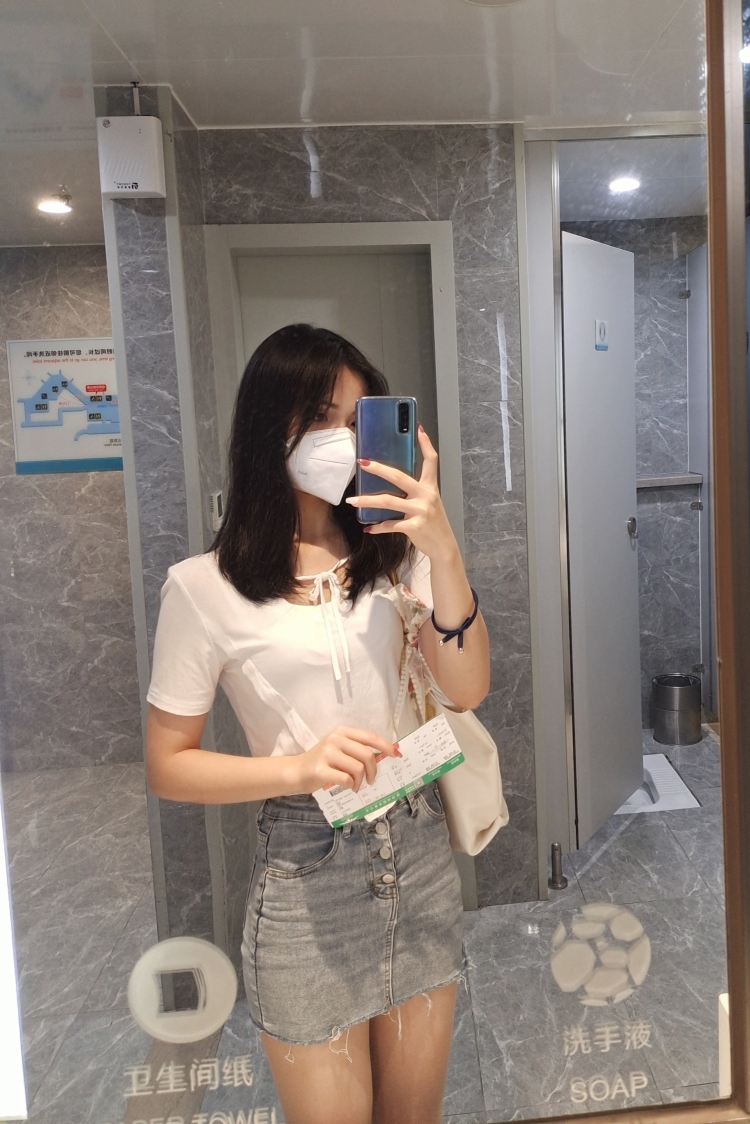 🌙-湖南省·长沙市·长沙县--淘宝逛逛种草，淘宝拼多多等正规渠道接单寄拍服饰鞋子美妆类型口红，其他渠道拒不接谢谢。让我提前交费的请不要欺骗我的感情。