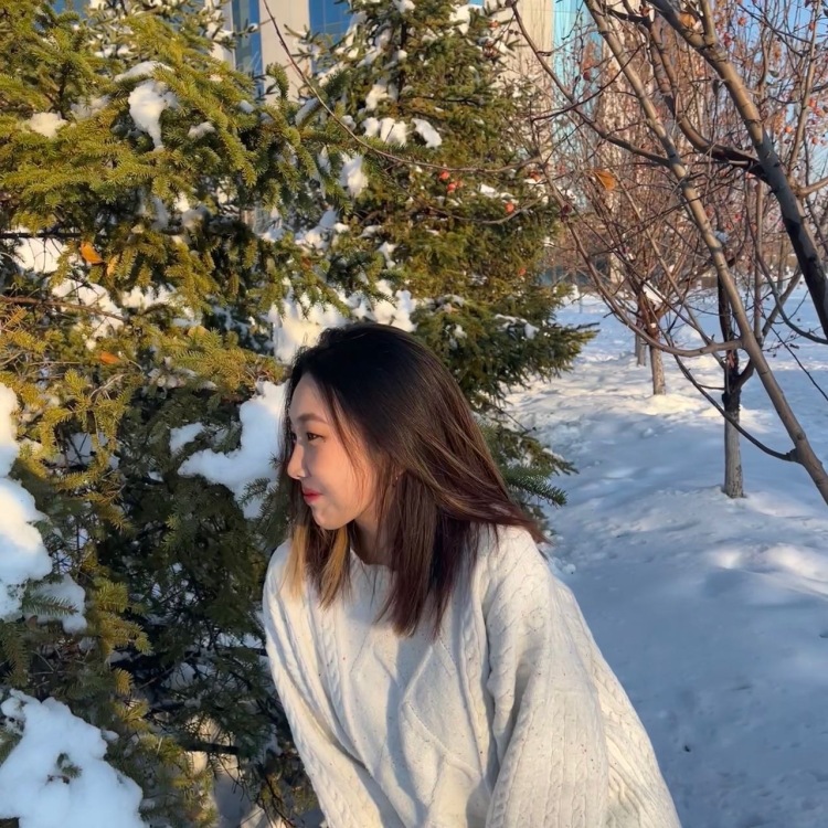 赵1七七-辽宁省·沈阳市·和平区--可接寄拍 买家秀 瞳模 推广 会拍照会p图 现实174大个 嘎嘎权威 嘎嘎板正