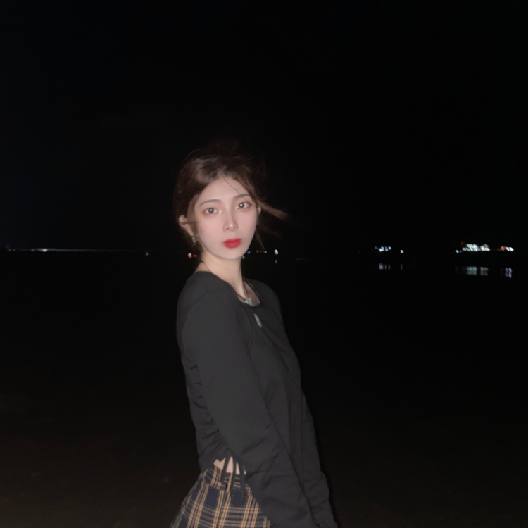 Q-广西壮族自治区·北海市·海城区-抖音，微博，***-大二在校生，美术专业，时间充裕
身高162，体重44
会化妆，p图，摄影
接寄拍，买家秀
（素人刚接触，便宜接！！！走过路过不要错过）