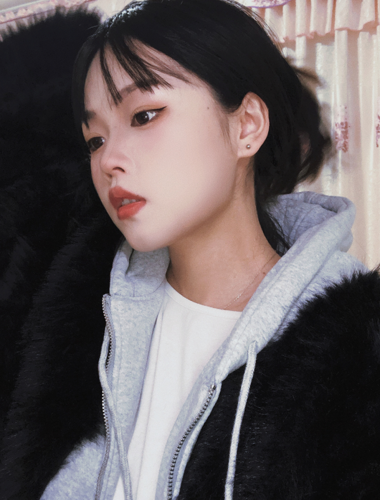 小曾-四川省·达州市·大竹县--接买家秀,寄拍,淘宝服装拍摄
会化妆,视频剪辑;风格都可驾驭,出图快,
#学生# #网红# #博主# #电商# #直播带货# #探店# #通告#