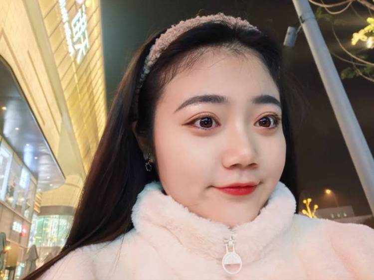 Hikj--四川省·成都市·郫都区--身高167CM,体重60kg,会拍照,学习能力强,喜欢独立,舞蹈专业在校大学生,