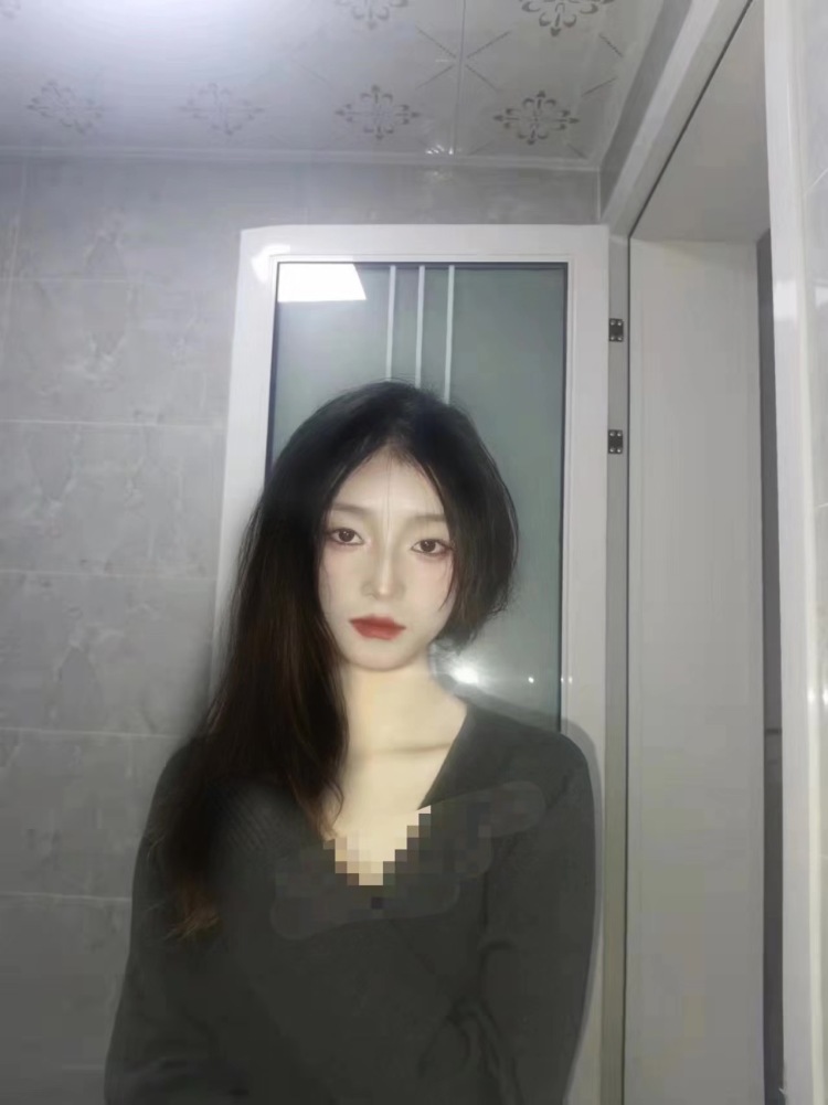 长辞-安徽省·滁州市·南谯区-快手-我身高160体重80，本人喜爱拍照，可拍全身半身，可以接寄拍类的很快出图