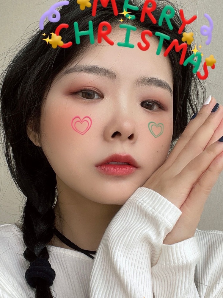 阿七同学-重庆市·重庆市·万州区-*** 抖音-身高153 体重43 小个子宝藏女孩
接寄拍 衣服 包包 鞋子 首饰等
爱📷会P图 出图超快