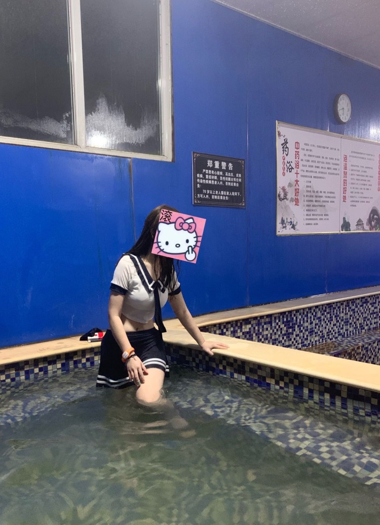 不要对我说再见-北京市·北京市·东城区--可接寄拍,淘宝 pdd买家秀 接寄拍 化妆品 服装 饰品。风格都可
