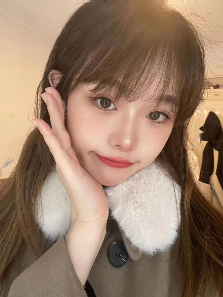 可乐ʚ🧸ྀིɞ-河南省·郑州市·管城回族区-抖音-接各种买家秀,平面模特,服装拍摄,同城可去公司,其余的可以接受寄拍