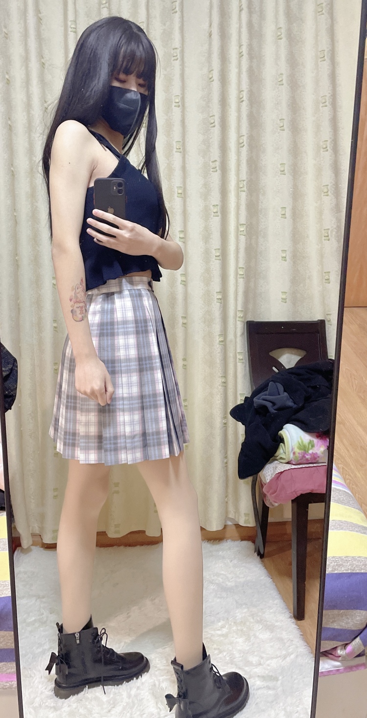 柔-河南省·信阳市·浉河区-抖音微博***-爱好拍照穿搭身高177体重105目前在上学专业是视觉传达寒假兼职接受寄拍网拍,出片快,质量高