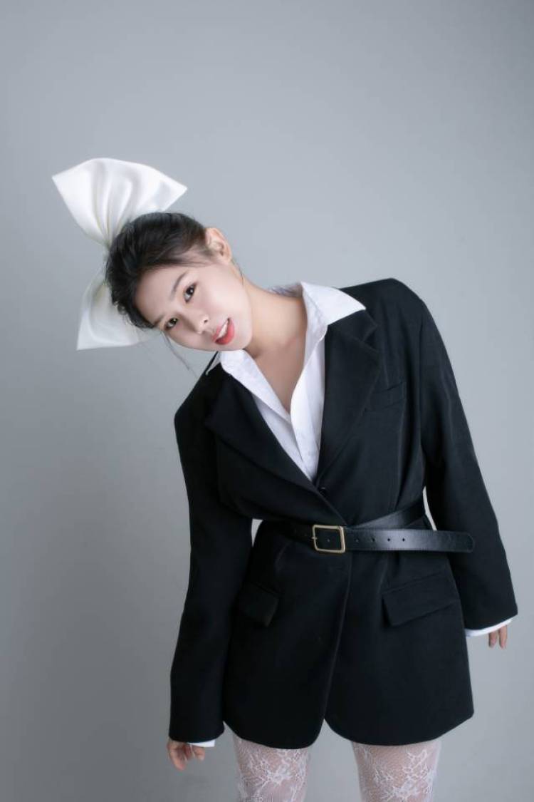 兔仔吱.-山东省·潍坊市·坊子区-***微博-接寄拍 衣服 鞋子 包包 饰品 食品
价格好商量呐
(暴露类的就哒咩)
任何风格都OK,会会拍照,会修图,出图快
淘宝 pdd都OK的