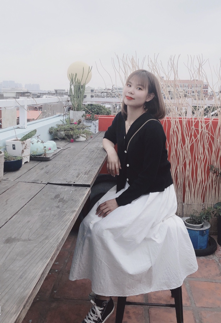 不等式-江苏省·苏州市·姑苏区--我是一位 素人 会拍照 会修图 本人服饰平时都偏休闲 接单范围 买家秀 淘宝逛逛种草