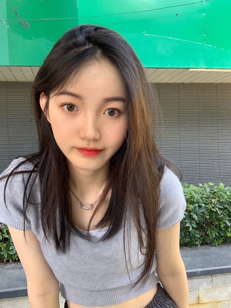 LLLuna-广东省·深圳市·南山区--新人
🉑️接全国范围的买家秀、寄拍模特、穿搭分享
任何风格的都可接~鞋包配饰也接~
年龄:19
身高:166CM
体重:48kg