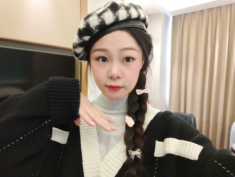 糖醋小李脊🍖-河北省·石家庄市·裕华区--新人 接寄拍和买家秀 服饰都可
会拍照 会修图 风格多变
态度好 素质高 出图快
空中乘务专业 兼职礼仪接待
身高:175
体重:56