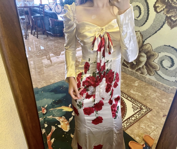 斑马.W-黑龙江省·哈尔滨市·道里区--善于发布买家秀 商品测评 服装搭配 化妆品护肤品测评 饰品实拍等
探店测评 包含美食 咖啡厅 diy手作坊 游乐园等