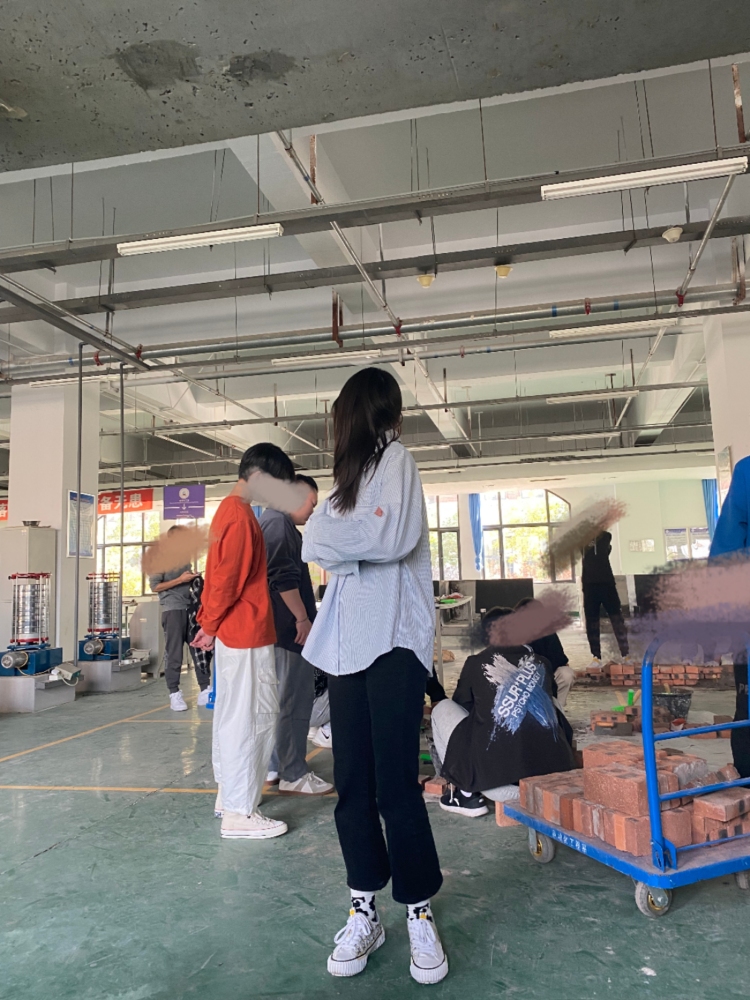番茄子-河北省·保定市·定兴县-抖音 *** 快手-服装 首饰 化妆品 包包 鞋子都可 接寄拍和买家秀会拍照 会修图 风格多变 出图快